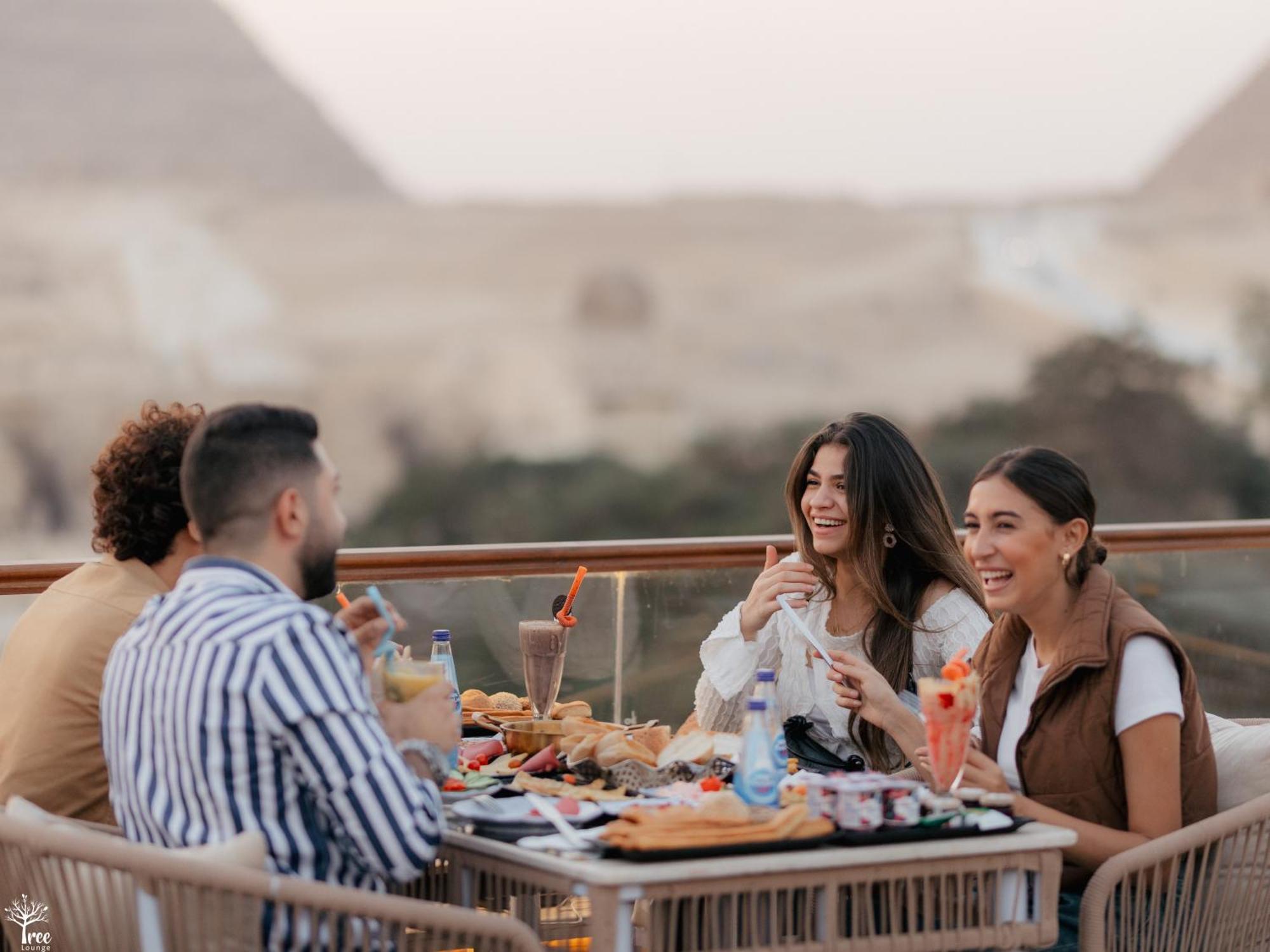 Tree Lounge Pyramids View Inn , Sphinx Giza Kafret el-Gabal 외부 사진